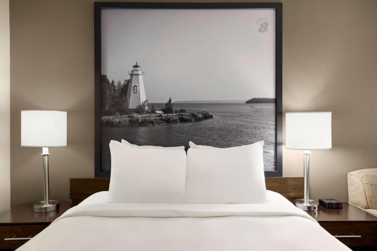 Hotel Super 8 By Wyndham On